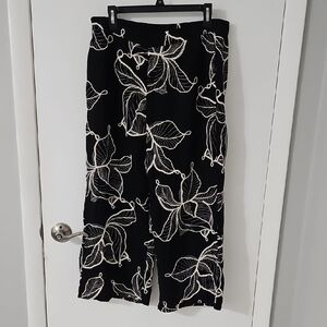 Black Wide-Leg Floral Embroidered  Pants